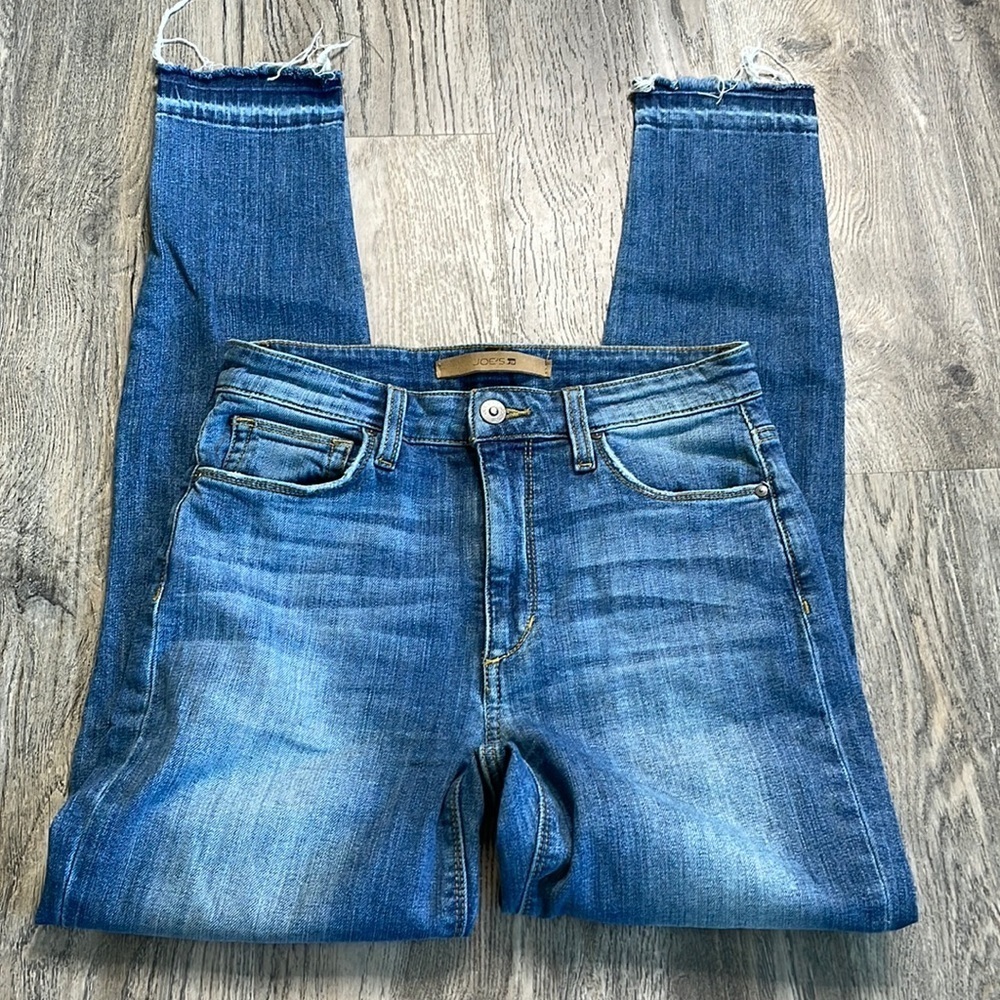 Joe’s Jeans, The Charlie, High Rise Skinny Ankle Jeans, Distressed Hem, size 27